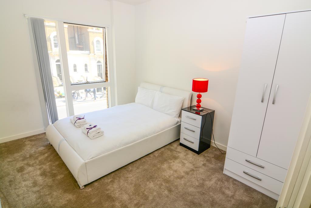לונדון Apartment Wharf - Cambridge Av מראה חיצוני תמונה