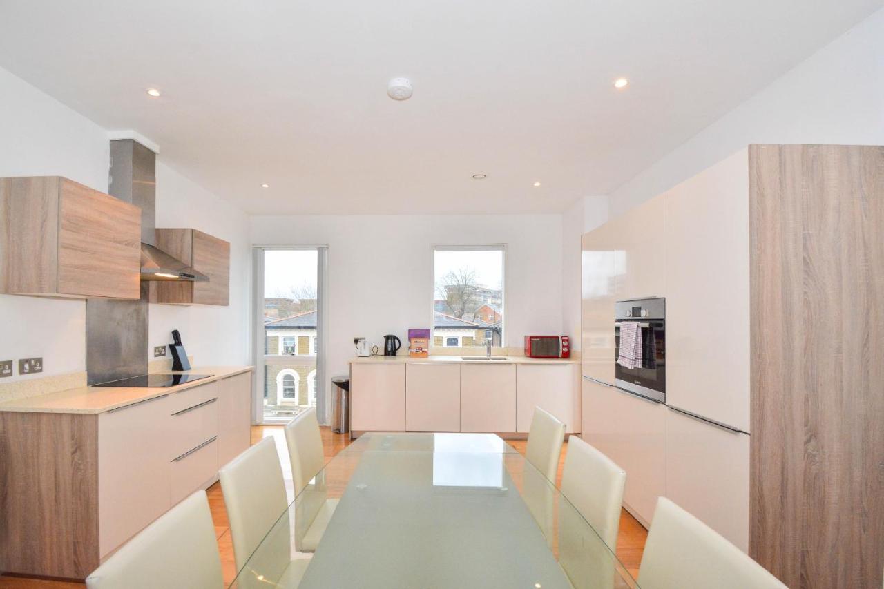 לונדון Apartment Wharf - Cambridge Av מראה חיצוני תמונה