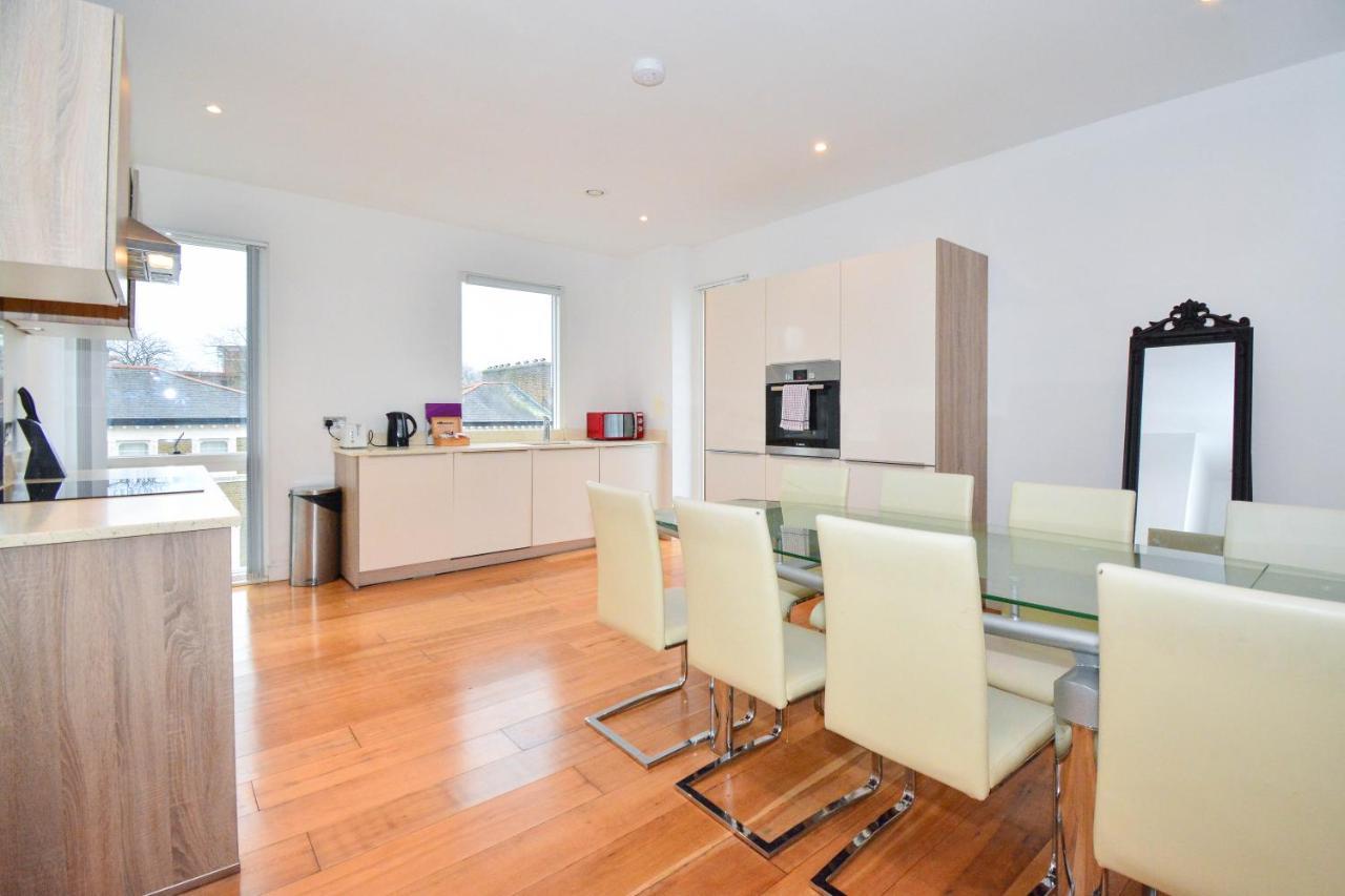 לונדון Apartment Wharf - Cambridge Av מראה חיצוני תמונה