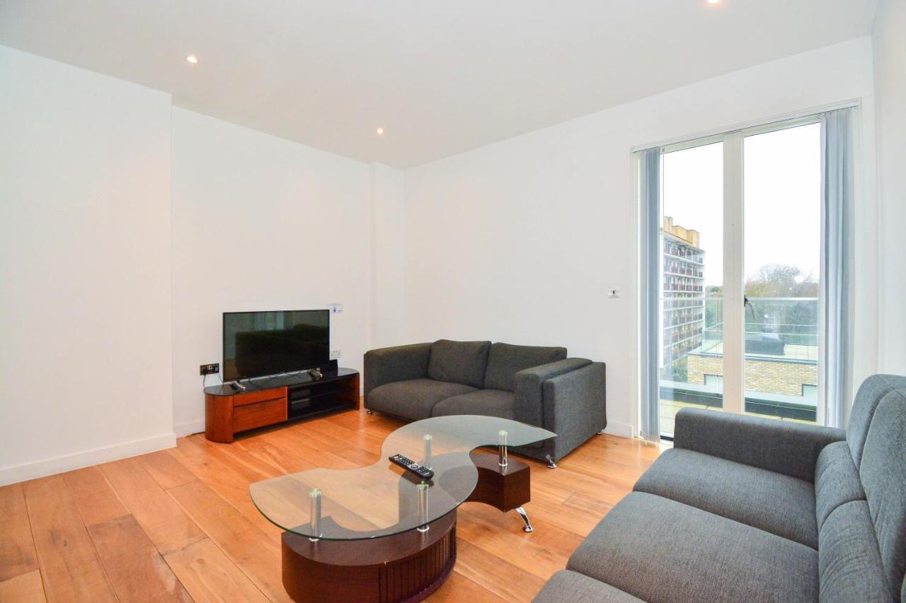 לונדון Apartment Wharf - Cambridge Av מראה חיצוני תמונה