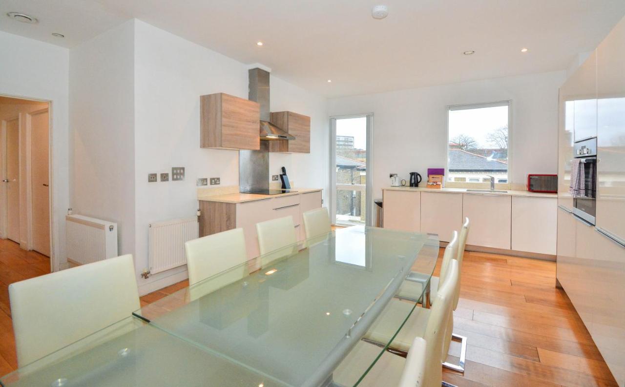 לונדון Apartment Wharf - Cambridge Av מראה חיצוני תמונה